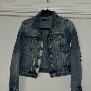 Women Vigoss distressed Jean jacket